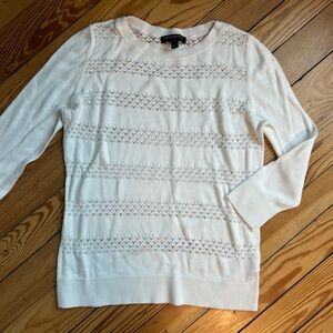 Elegant Banana Republic knit eyelet cut-out White Sweater Sz Medium
